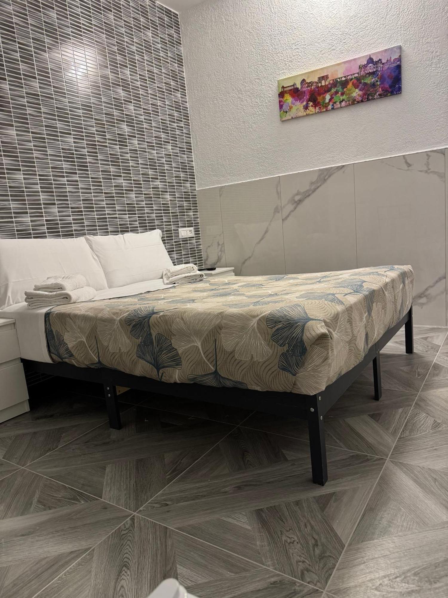 Luxor Eco Roma Casa E Appartamento Per Vacanze In Centro Piazza Bologna, Colosseo, Piazza Di Spagna, Vaticano, San Pietro, Sapienza, Fontana Di Trevi, Piazza Navona, Trastevere, Tiburtina, Termini, Aeroporto Exterior photo
