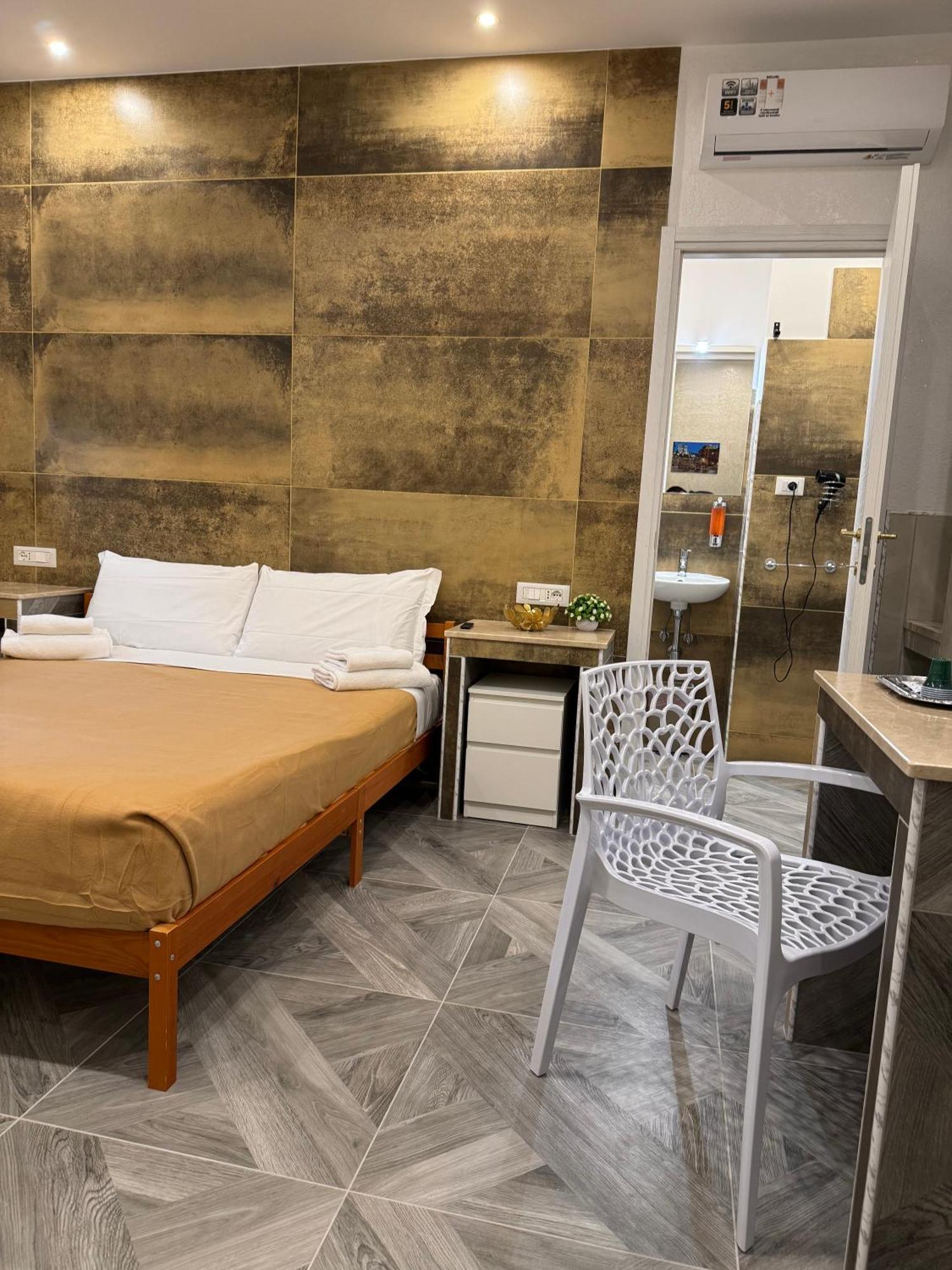 Luxor Eco Roma Casa E Appartamento Per Vacanze In Centro Piazza Bologna, Colosseo, Piazza Di Spagna, Vaticano, San Pietro, Sapienza, Fontana Di Trevi, Piazza Navona, Trastevere, Tiburtina, Termini, Aeroporto Exterior photo